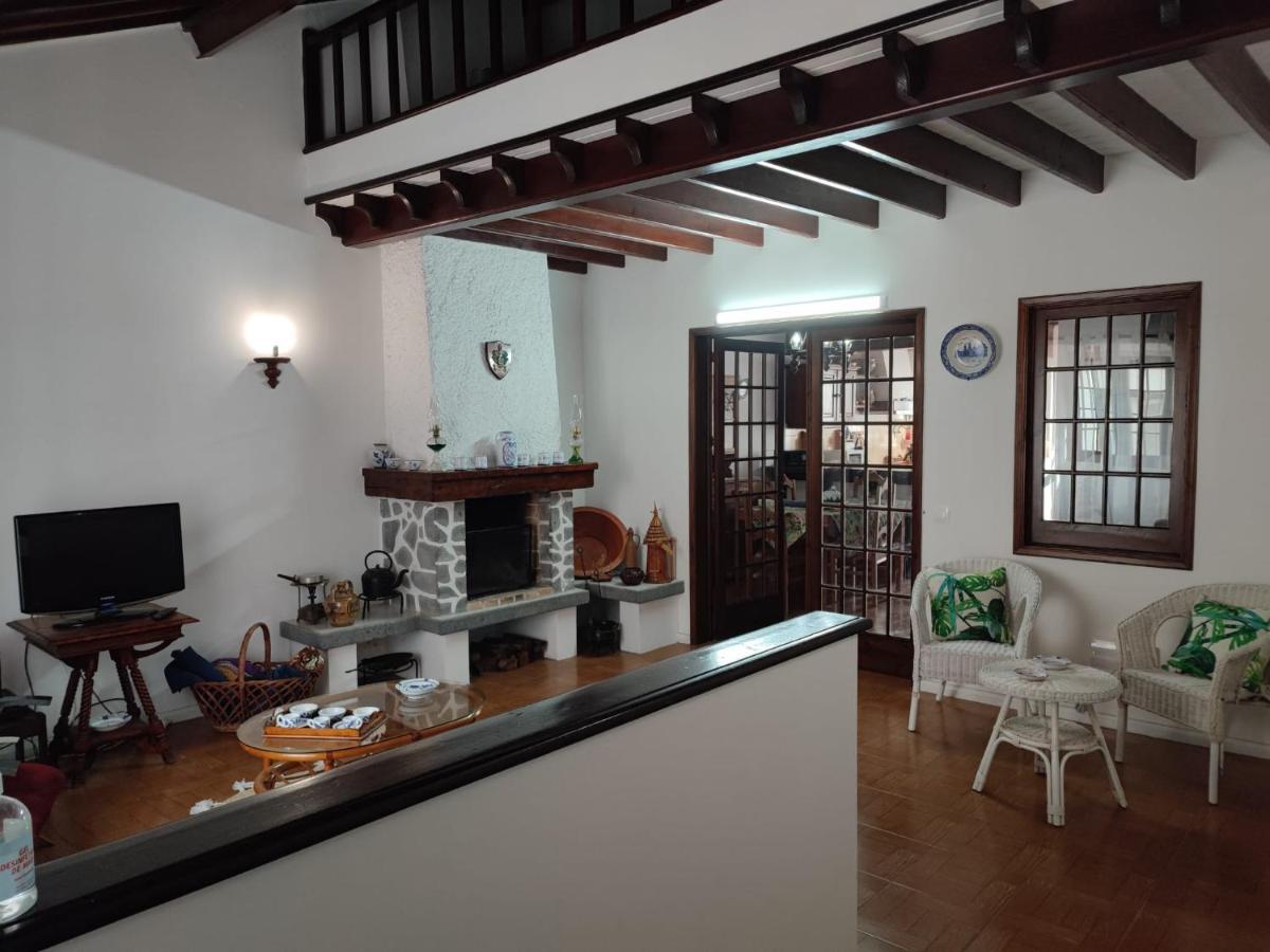 Vila Das Rosas ฟูร์นัส ภายนอก รูปภาพ